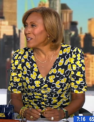 Robin’s black and yellow print dress on Good Morning America