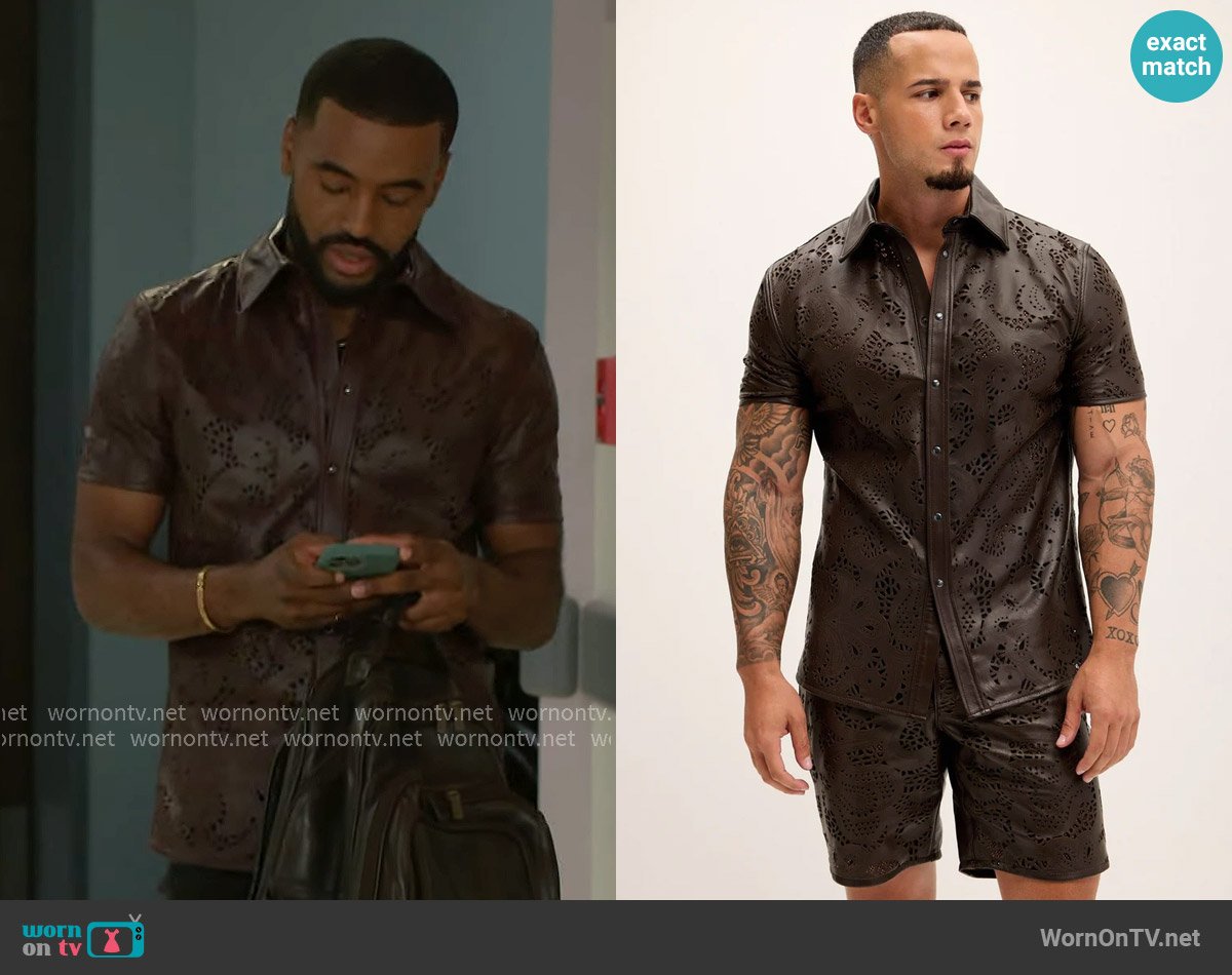 Ron Thompson Cut-out Laser Leather Shirt in Dark Brown worn by Andre Richardson (Sean Freeman) on Beyond the Gates