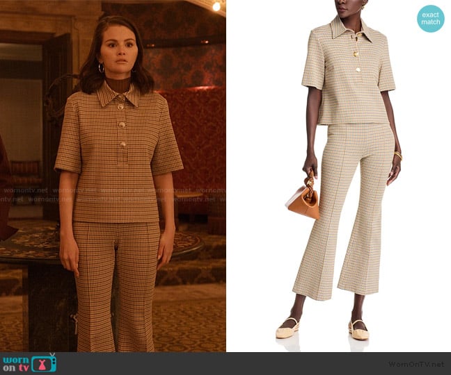 Rosetta Getty Boxy Polo Shirt and Cropped Flare Pants worn by Mabel Mora (Selena Gomez) on Only Murders in the Building