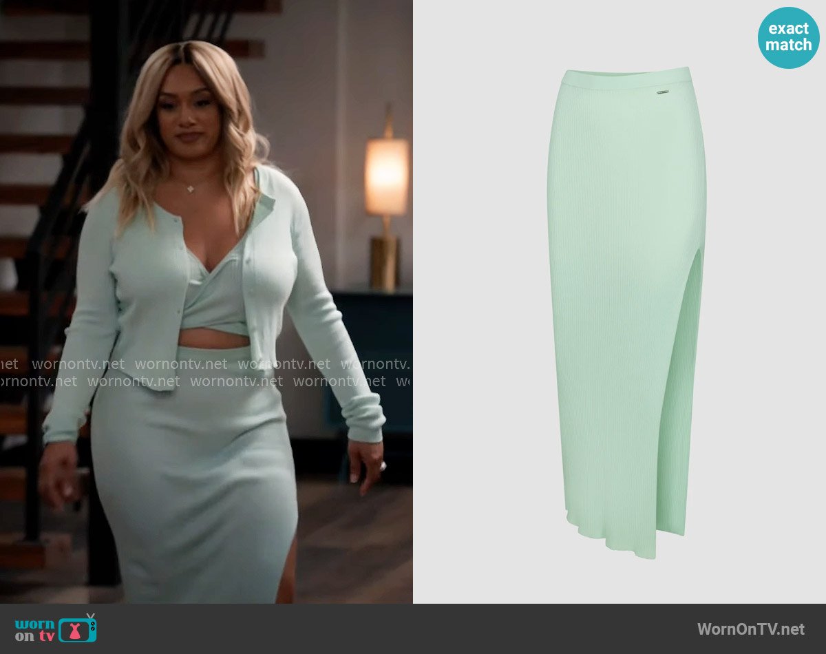 Savage x Fenty Featherweight Knit Slit Skirt in Mojito Green worn by Fatima (Crystal Hayslett) on Tyler Perrys Sistas
