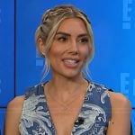 Heather’s blue printed vest on E! News