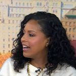 Sheinelle’s gold necklace on Today