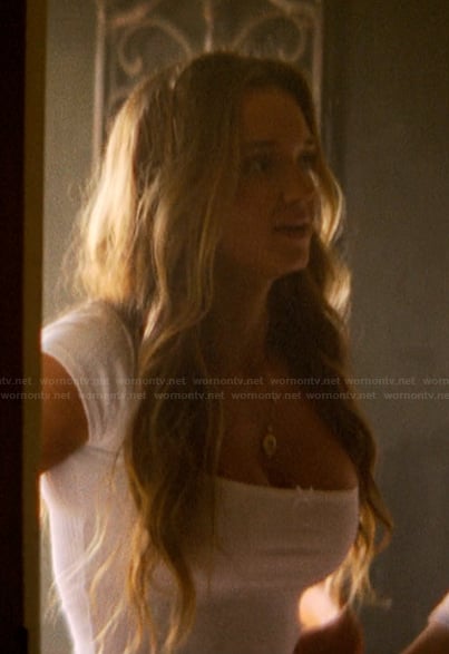 Sophia's white square neck top on The Runarounds