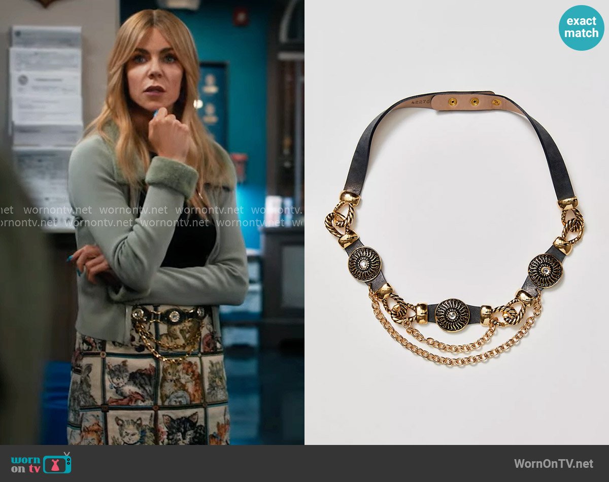 Streets Ahead Raven Chain Belt worn by Morgan Gillory (Kaitlin Olson) on High Potential