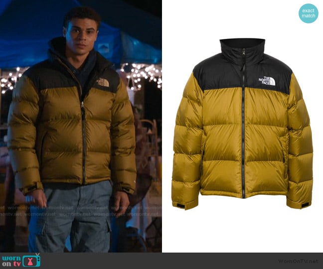 The North Face 1996 Retro Nuptse jacket worn by Dylan (Kolton Stewart) on My Life with the Walter Boys