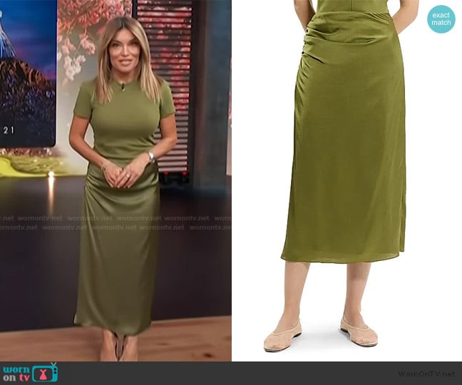 Theory Ruched Midi Skirt in Crushed Satin worn by Kit Hoover on Access Hollywood