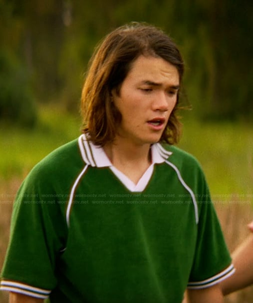 Topher’s green piping shirt on The Runarounds