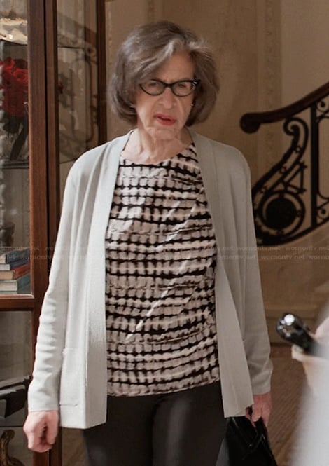 Uma's printed long sleeve top on Only Murders in the Building