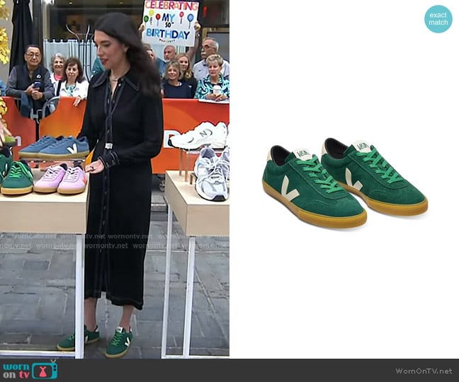 Veja Volley Low Top Sneakers in Green worn by Sally Holmes on Today