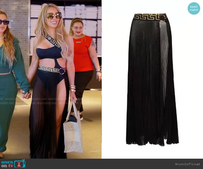Versace Greca pleated maxi skirt worn by Lisa Hochstein (Lisa Hochstein) on The Real Housewives of Miami