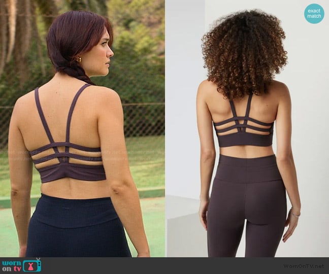 Vuori Yosemite Longline Bra worn by Cherry Laine (Olivia Cooke) on The Girlfriend