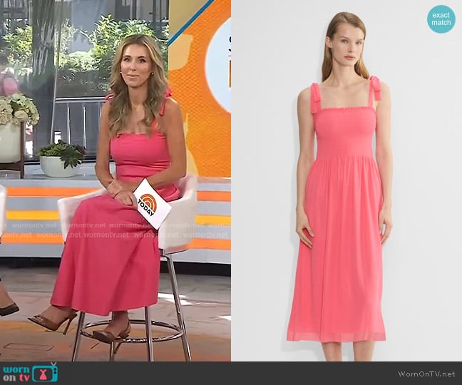 Wilfred Golden Hour Dress in dreamhouse pink worn by Sarah Eggenberger on Today