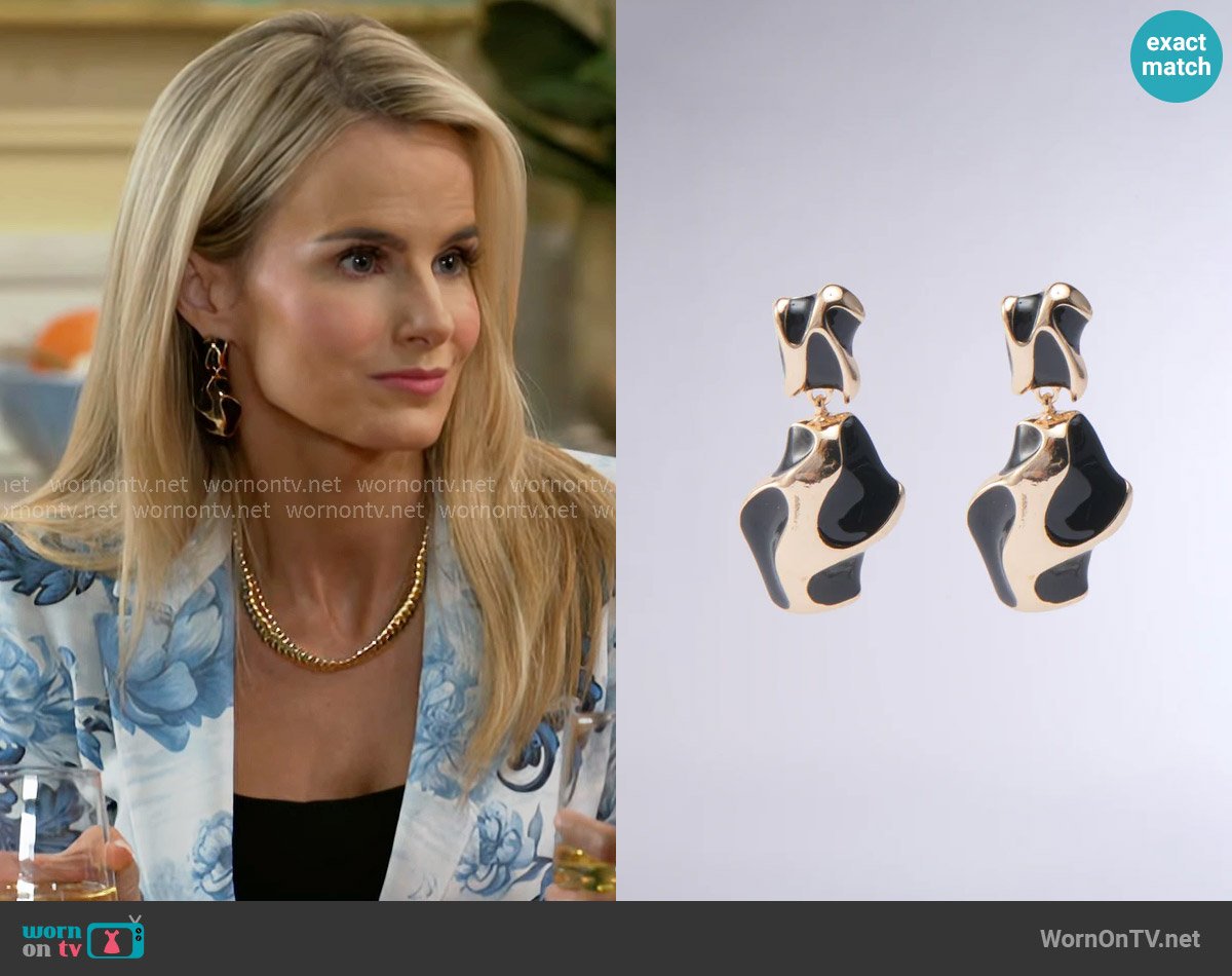 Akira For The Vibes Earrings worn by Vanessa McBride (Lauren Buglioli) on Beyond the Gates