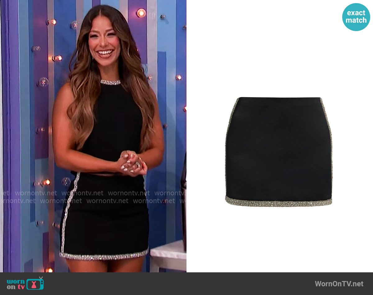 Alice + Olivia Riley Skirt worn by Manuela Arbeláez on The Price is Right