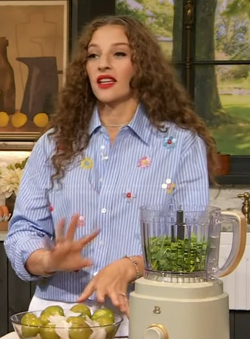 Amirah Kassem's blue stripe floral top on The Drew Barrymore Show