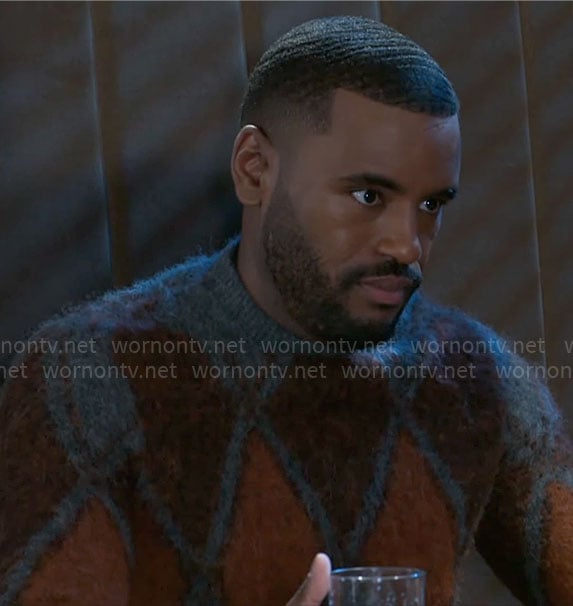 Andre's argyle sweater on Beyond the Gates