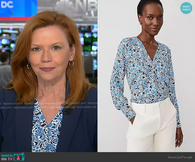 Ann Taylor Floral Mixed Media Top in Winter White worn by Kelly O’Donnell on NBC News Daily