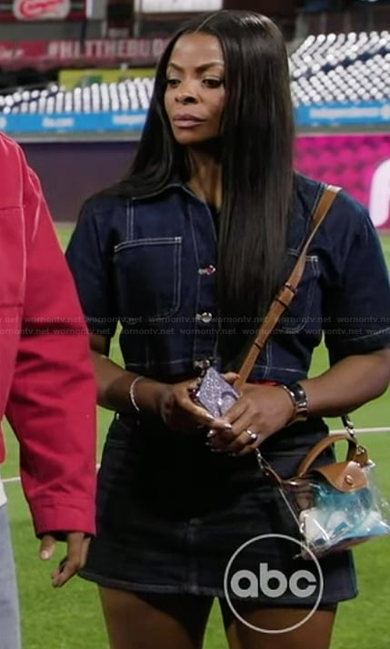 Ava’s cropped denim jacket on Abbott Elementary