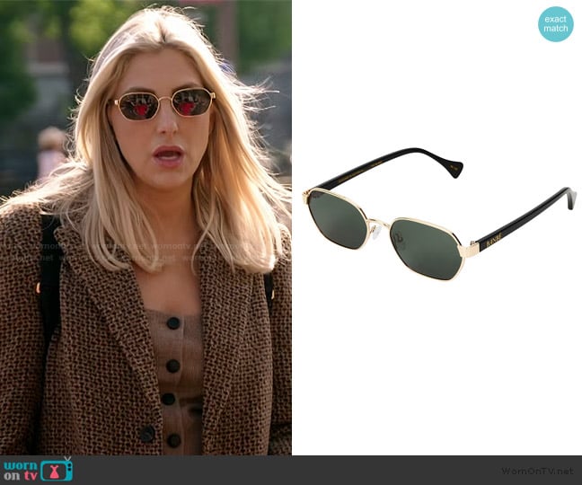 Gina’s sunglasses on RHOC