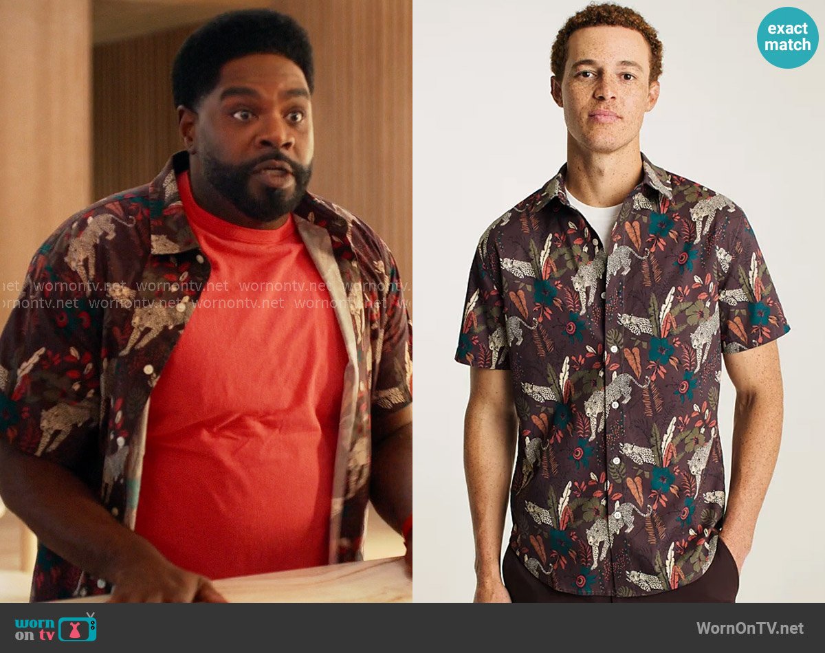 Bonobos Riviera Leopard Graphic Shirt worn by Howard (Ron Funches) on Loot