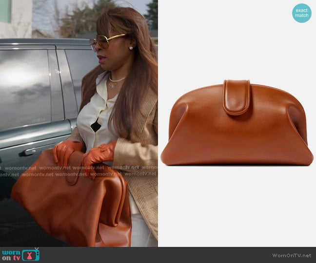 Bottega Veneta Lauren 1980 Leather Clutch worn by Mary Cosby on The Real Housewives of Salt Lake City
