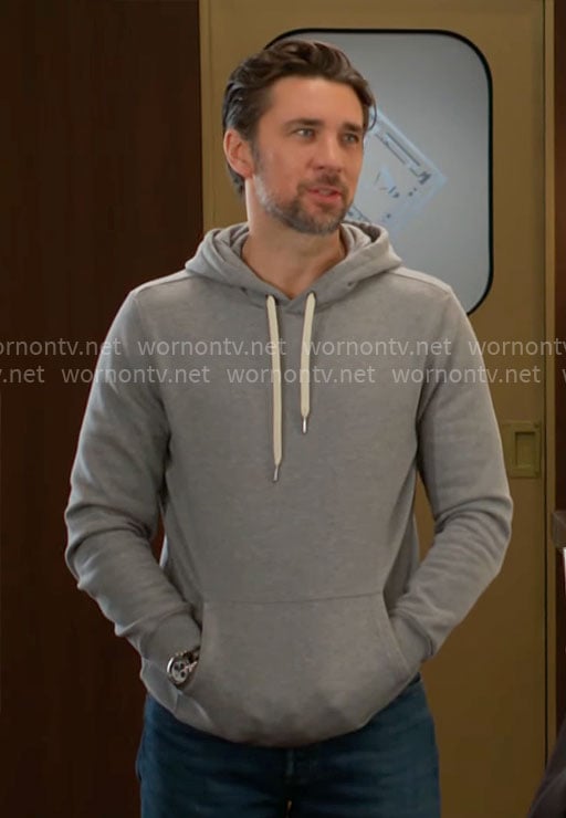 Cane’s grey hoodie on The Young and the Restless