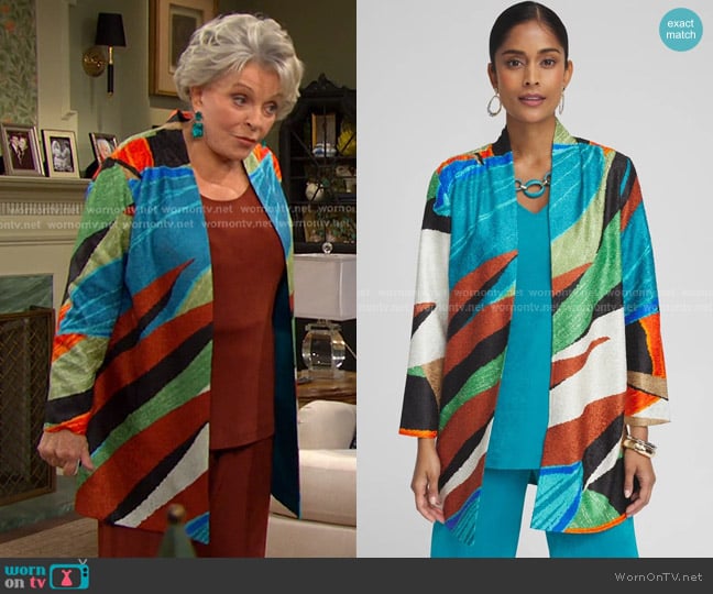 Chico's Palms Reversible Crushed Jacket - Travelers Collection worn by Julie Olson Williams (Susan Seaforth Hayes) on Days of our Lives
