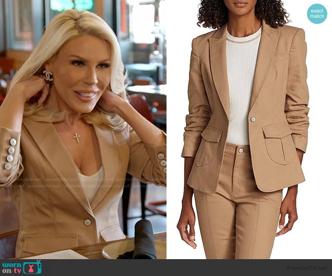 Cinq a Sept Louisa Denim Blazer worn by Gretchen Rossi on The Real Housewives of Orange County