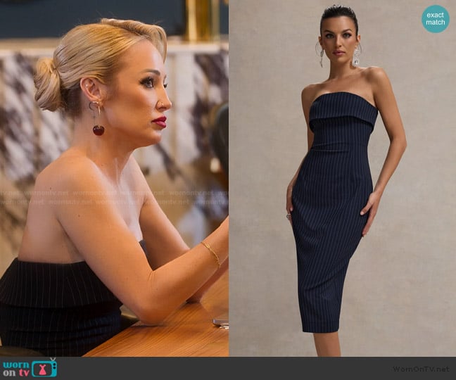 Mary’s navy pinstripe dress on Selling Sunset Mary’s navy pinstripe dress on Selling Sunset