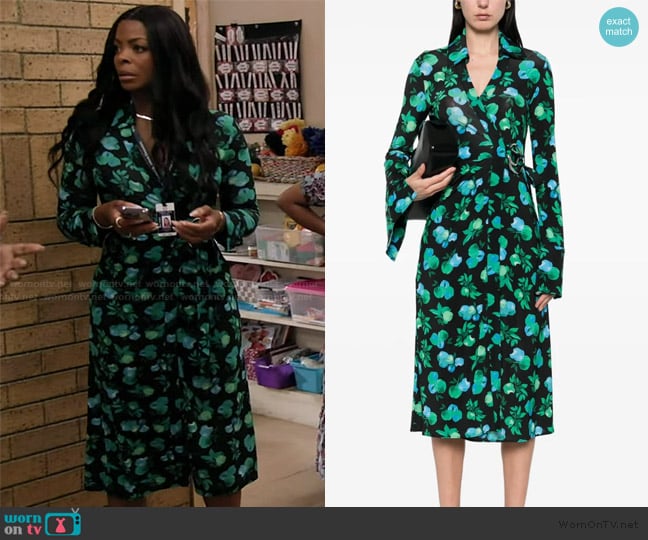 Coperni C-logo print wrap dress worn by Ava Coleman (Janelle James) on Abbott Elementary