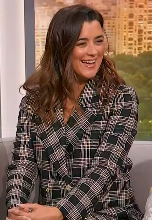 Cote de Pablo's gray plaid blazer and pants on Sherri