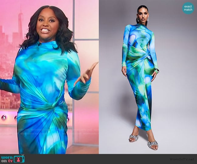 Daska High neck maxi dress in blue print worn by Sherri Shepherd on Sherri