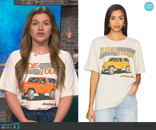 Daydreamer Ride Tough Merch Tee worn by Kelly Clarkson on The Kelly Clarkson Show