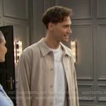 Deke’s beige linen jacket on The Bold and the Beautiful