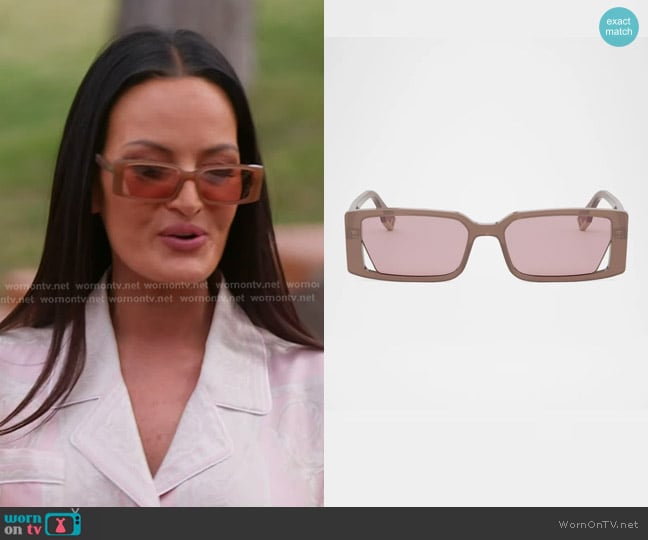 Fendi Fendi Way Rectangle Sunglasses in Sltbrn worn by Lisa Barlow on The Real Housewives of Salt Lake City