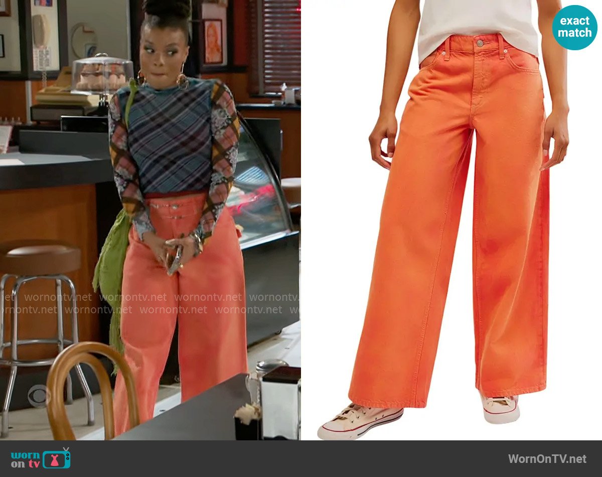 Free People Waterfalls Baggy Jeans in Oklahoma Sun worn by Eva Thomas (Ambyr Michelle) on Beyond the Gates