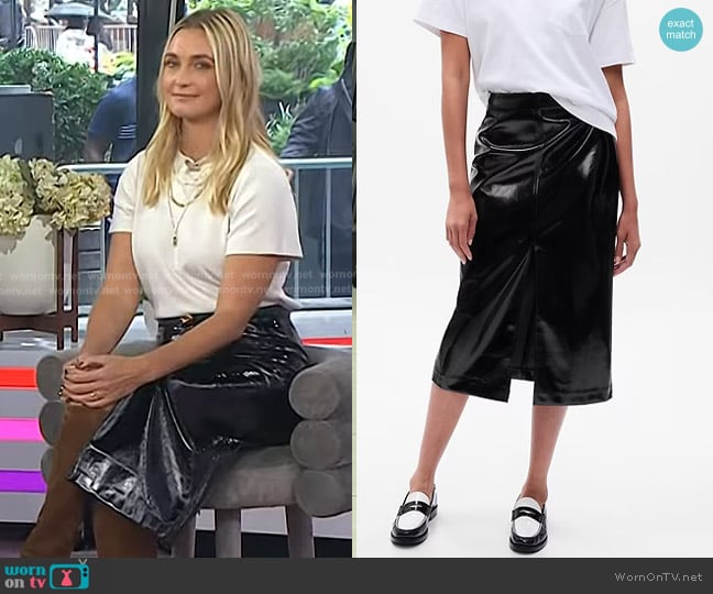 Gap Vegan Leather Midi Skirt worn by Jasmine Snow on Today
