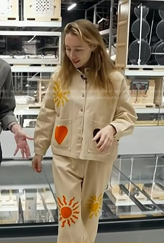 Georgia Haseldine’s beige sun print jacket and pants on Today
