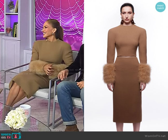 Harithand Lizelot Backless Crepe Top and Pencil Skirt worn by Jennifer Lopez on Today