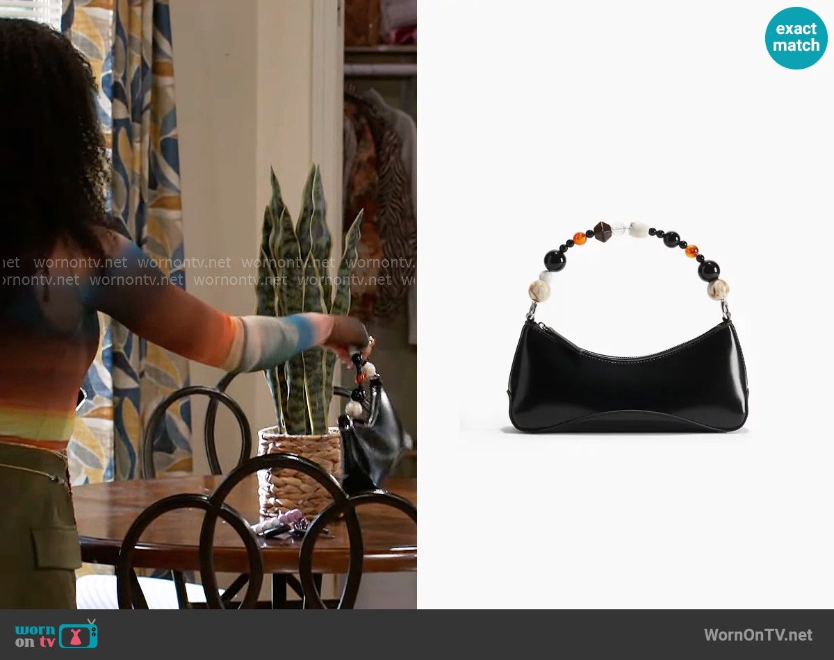 H&M Beaded-Strap Shoulder Bag worn by Eva Thomas (Ambyr Michelle) on Beyond the Gates