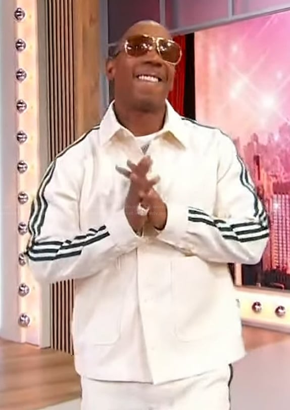 Ja Rule’s white sleeve stripe jacket on Sherri