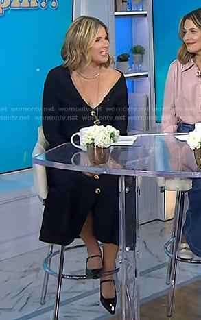 Jenna's black mules on Today