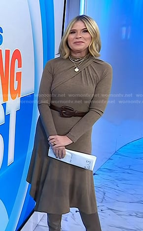 Jenna’s taupe cross knit midi dress on Today