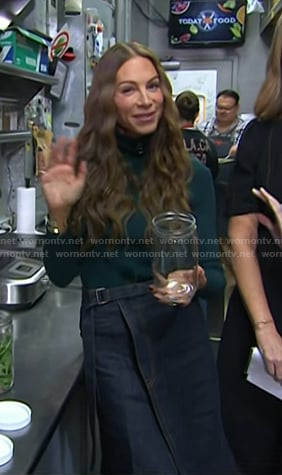 Jennifer Fisher’s denim skirt on Today