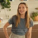 Joanne’s steel blue t-shirt on Nobody Wants This