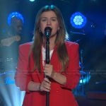 Kelly’s red blazer and graphic tee on The Kelly Clarkson Show