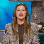 Kelly’s patchwork blazer on The Kelly Clarkson Show