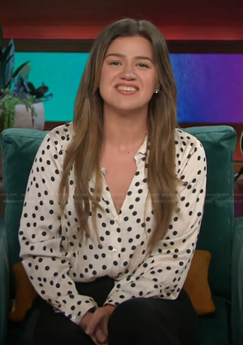 Kelly’s white polka dot print blouse on The Kelly Clarkson Show