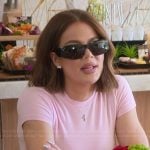 Khloe’s pink tee on The Kardashians