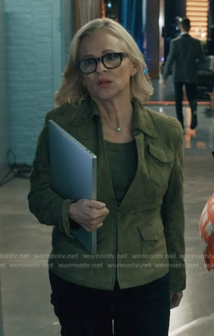 Laurel's green suede zip jacket on Elsbeth